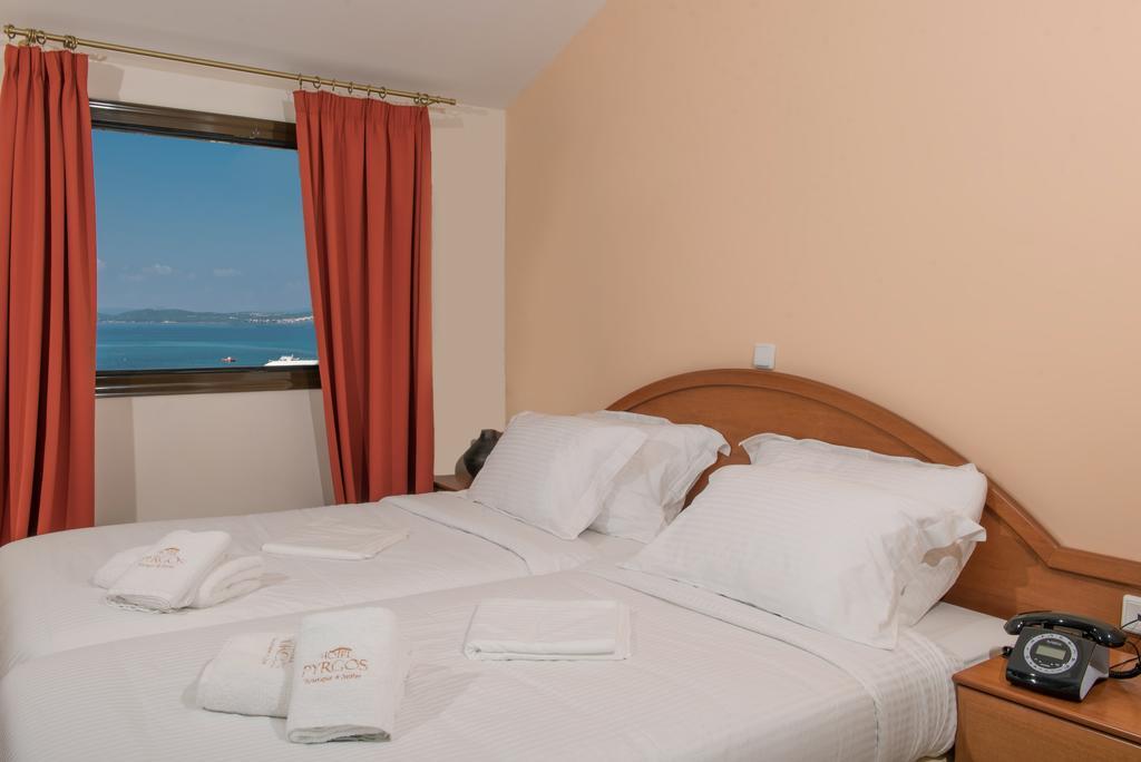 Pyrgos Hotel أُرانّوبولي المظهر الخارجي الصورة